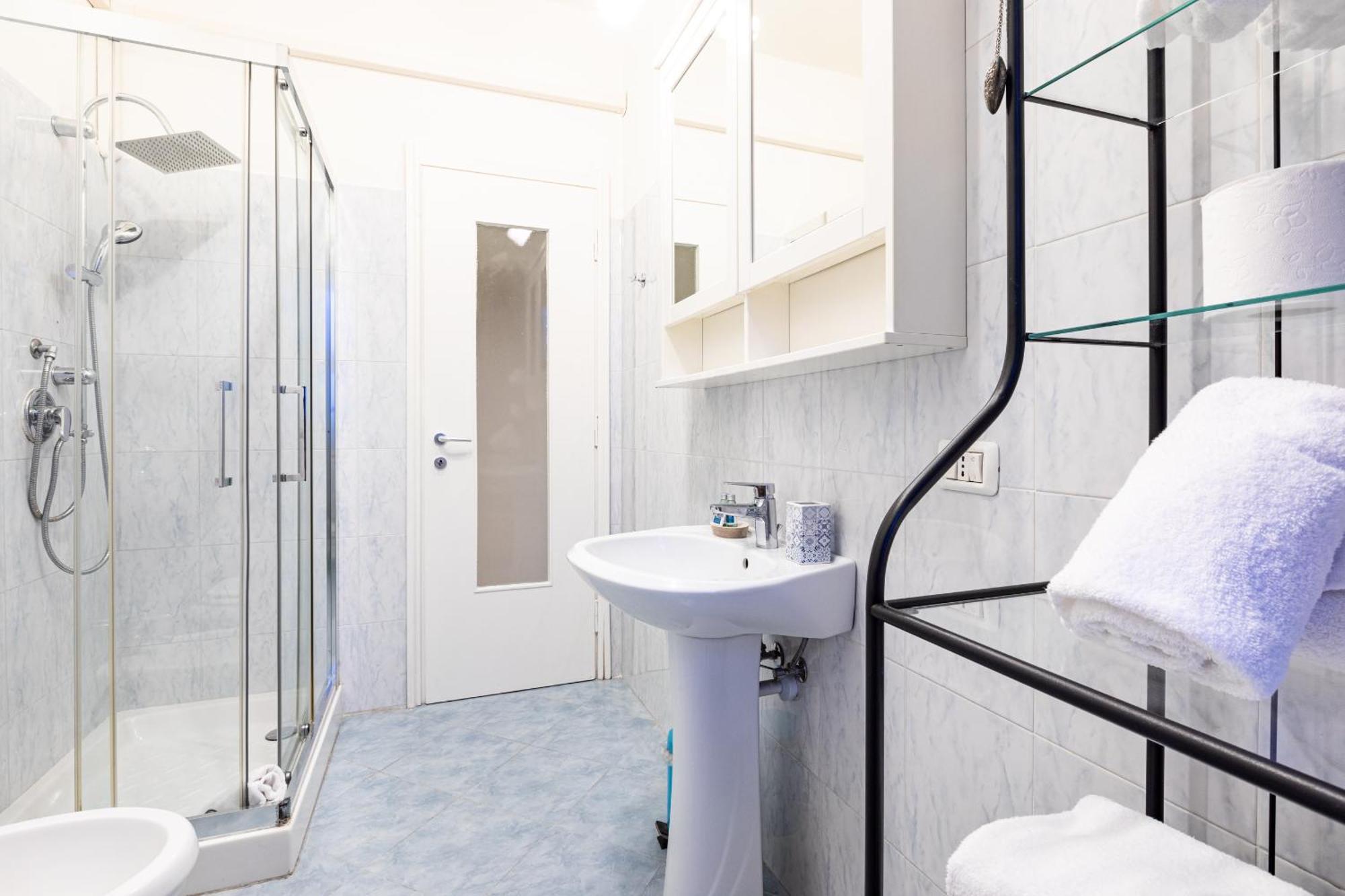 Piazza Gramsci Amazing Apartment With Balcony - Top Collection Milán Exterior foto